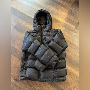 Patagonia Men’s Fitz Roy Down Hooded Jacket (Men’s Large)